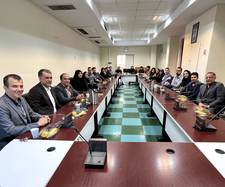 نشست مرکز مشاوره دانشجویی با اساتید گروه روان‌شناسی دانشگاه و دانشجویان جدیدالورود این رشته