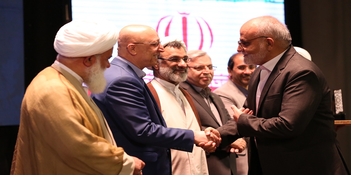 انتخاب عضو هیات علمی دانشگاه به عنوان استاد سرآمد آموزشی کشور