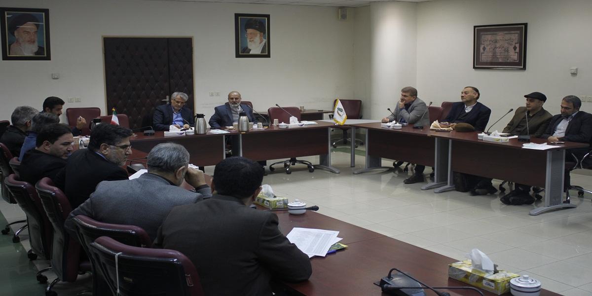 جلسه شورای معاونین اداری مالی دانشگاه در پردیس کشاورزی برگزار شد